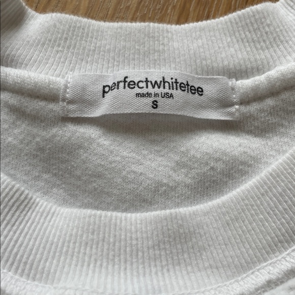 Perfectwhitetee ziggy shrunken reverse fleece sweatshirt size small - Picture 2 of 5